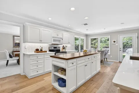 $1,295,000 | 3712 Fox Hollow, Fort Worth, TX 76109