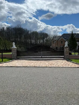 $999,900 | 19 Violet Trail, Lafayette, NJ 07848