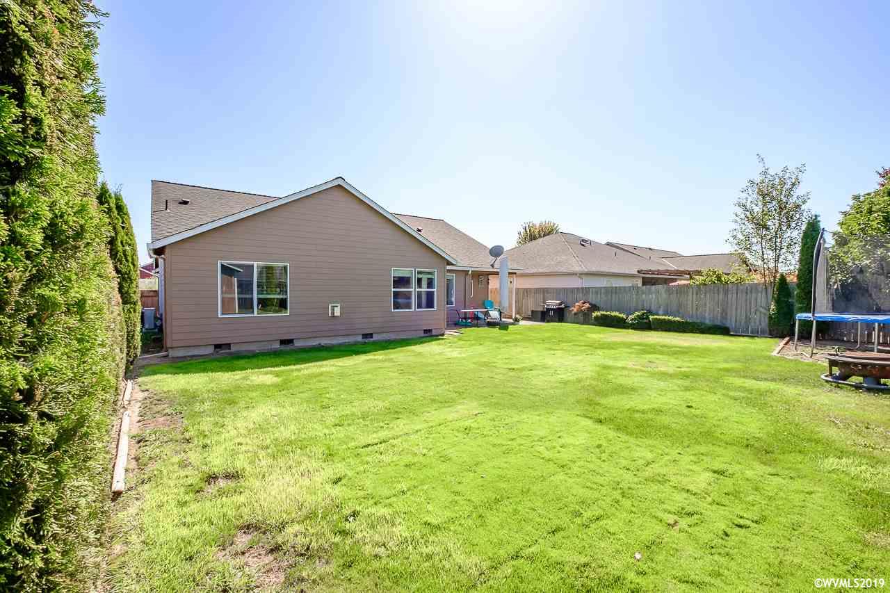 182 9th Street Jefferson, OR 97352 - Photo 36 of 39