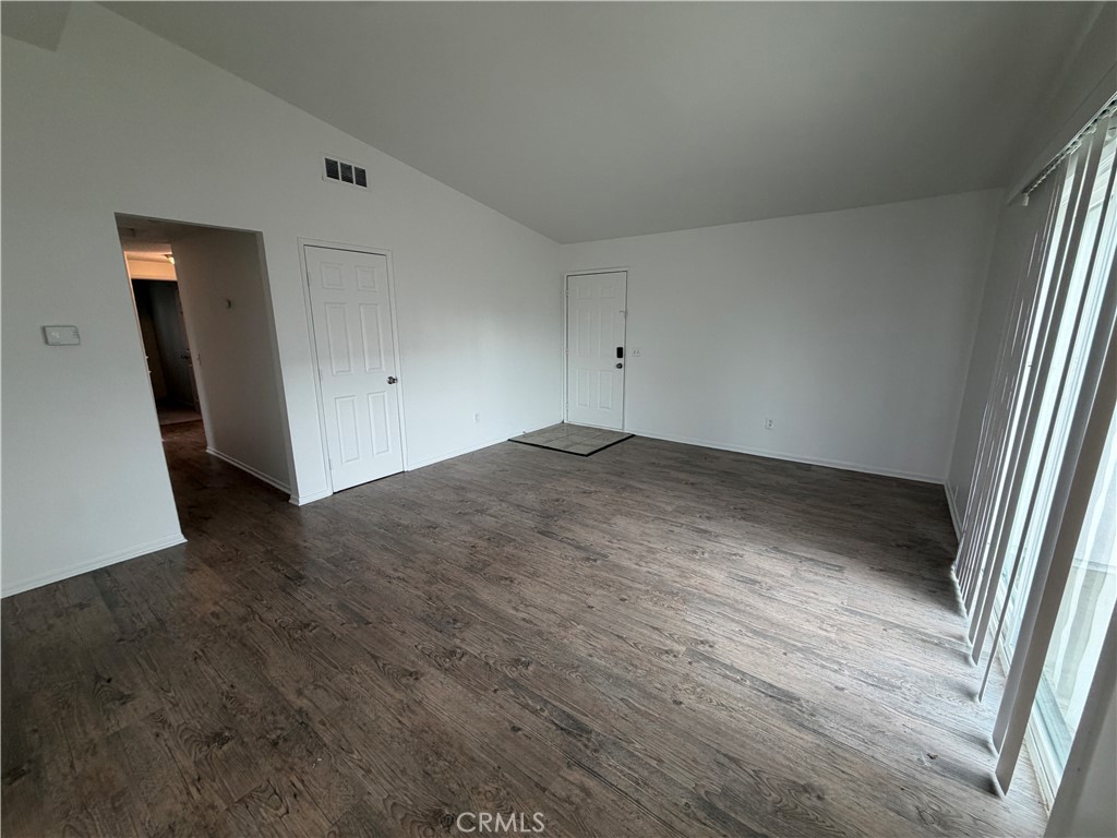 7335 Lydia Avenue Riverside, CA 92504 - Photo 5 of 43