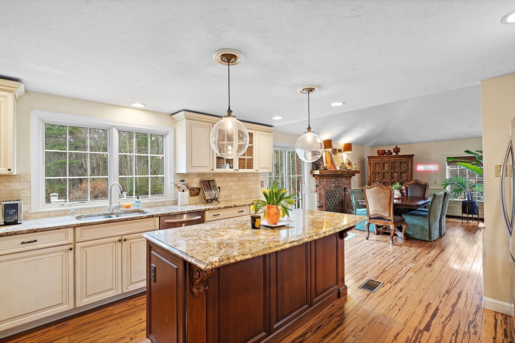 821 Concord Road Sudbury, MA 01776 - Photo 11 of 42