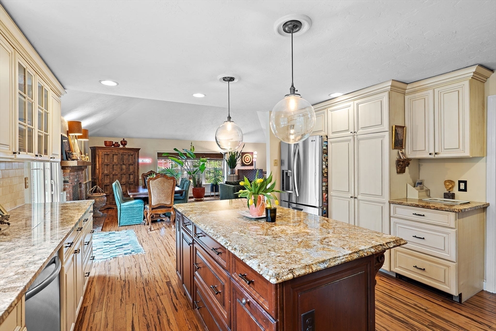 821 Concord Road Sudbury, MA 01776 - Photo 8 of 42