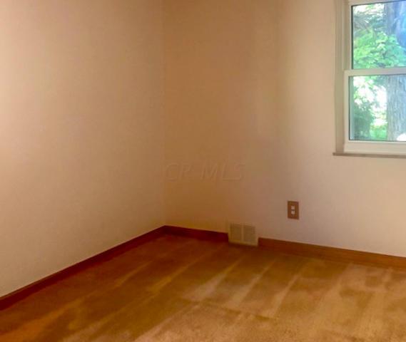 2022 Kentwell Road Columbus, OH 43221 - Photo 21 of 24 Bedroom 2
