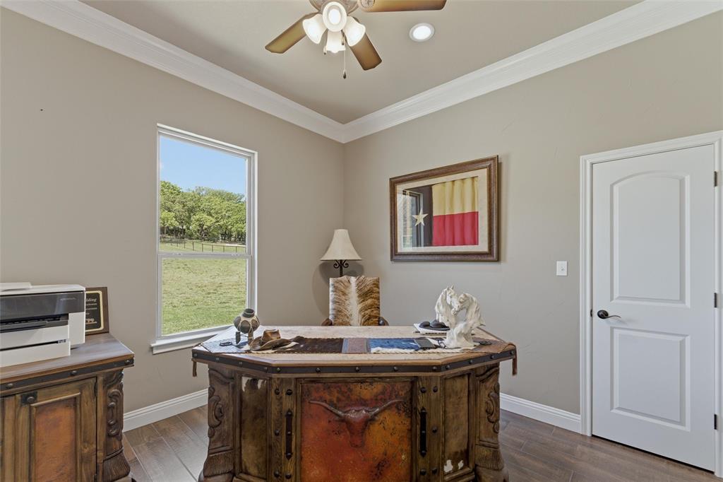 10106 Prather Road Springtown, TX 76082 - Photo 19 of 40