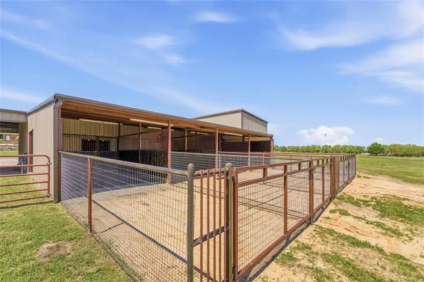 a view of a garage