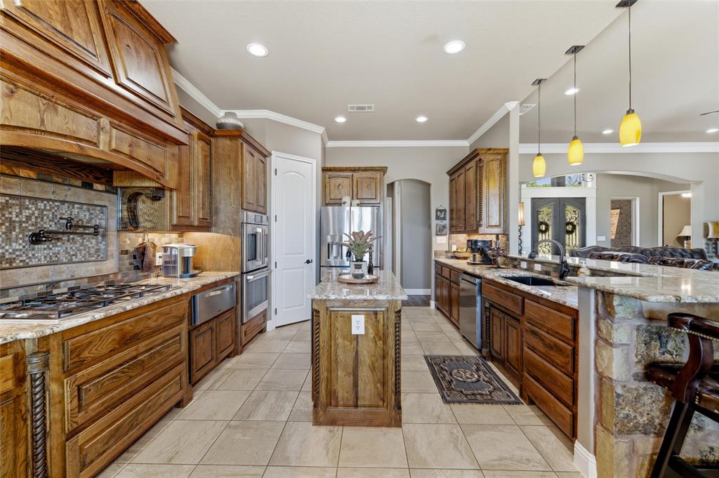 10106 Prather Road Springtown, TX 76082 - Photo 7 of 40