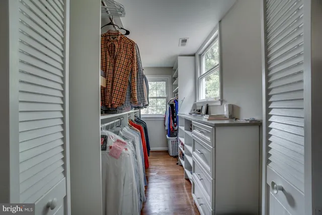 a view of a walk in closet