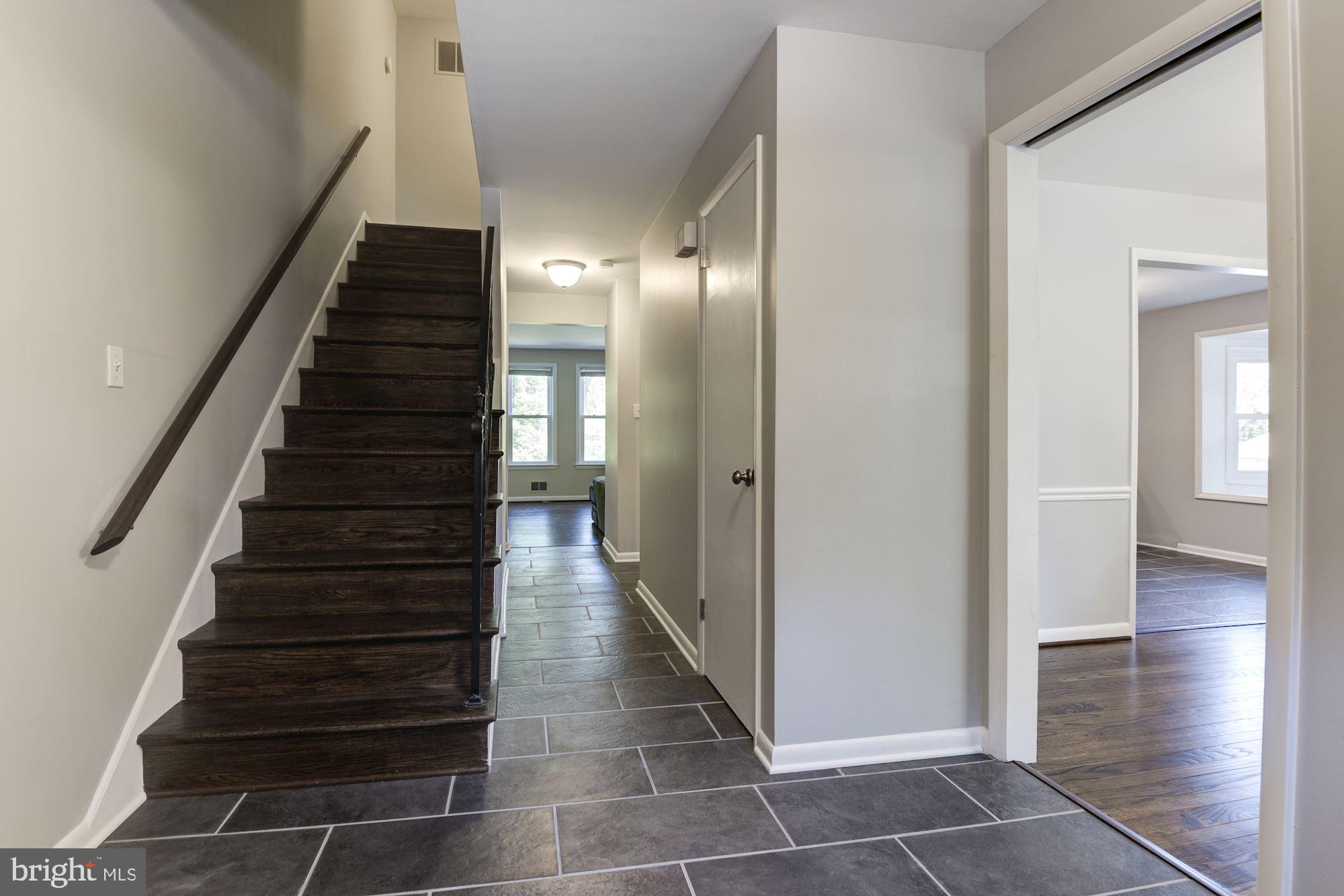 2146 Military Road Arlington, VA 22207 - Photo 3 of 51