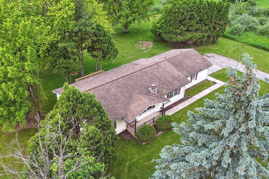 26727 North Dixboro Road South Lyon, MI 48178 - Photo 44 of 57 Gallery Image 44