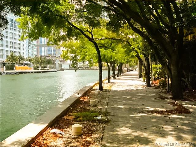 2475 Northwest 16th St Road, Unit 515 Miami, FL 33125 - Photo 7 of 10