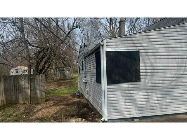 562 Ashwood Road Columbus, OH 43207 - Photo 3 of 13 3