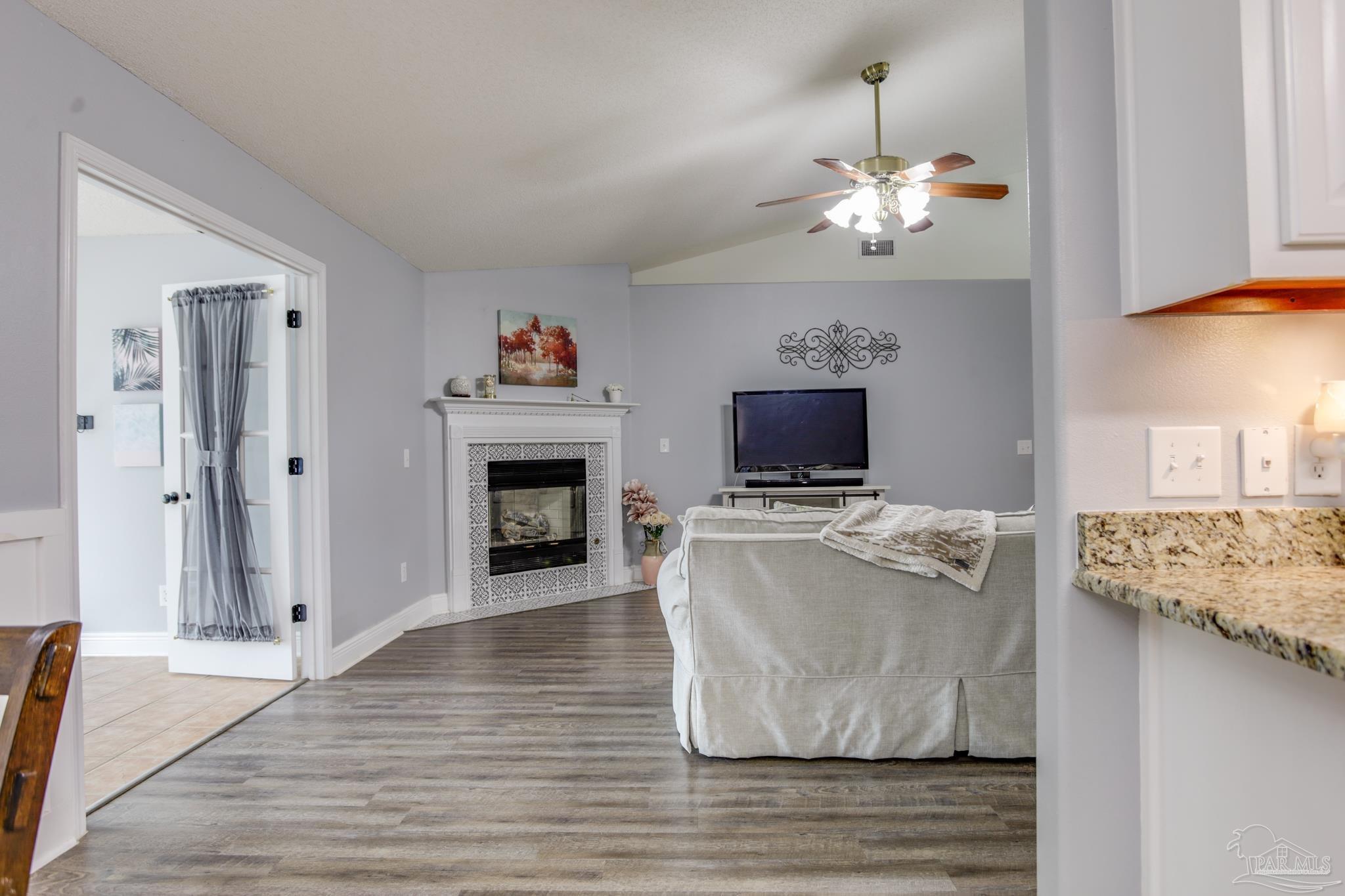 1045 Yellowstone Pass Cantonment, FL 32533 - Photo 21 of 49