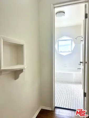 $2,495 | 1860 North Alexandria Avenue, Unit 1862, Los Angeles, CA 90027