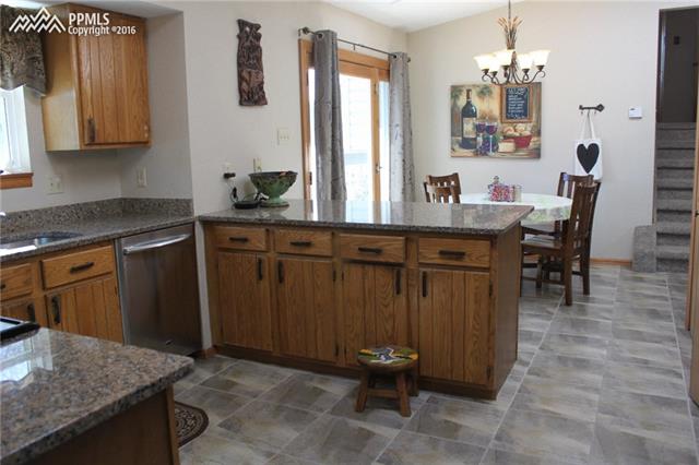 10730 Falling Star Road Fountain, CO 80817 - Photo 8 of 33