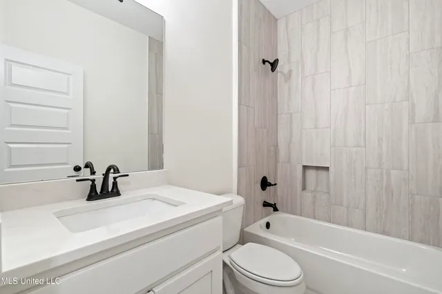 $434,150 | 2955 Molly Cove, Nesbit, MS 38651