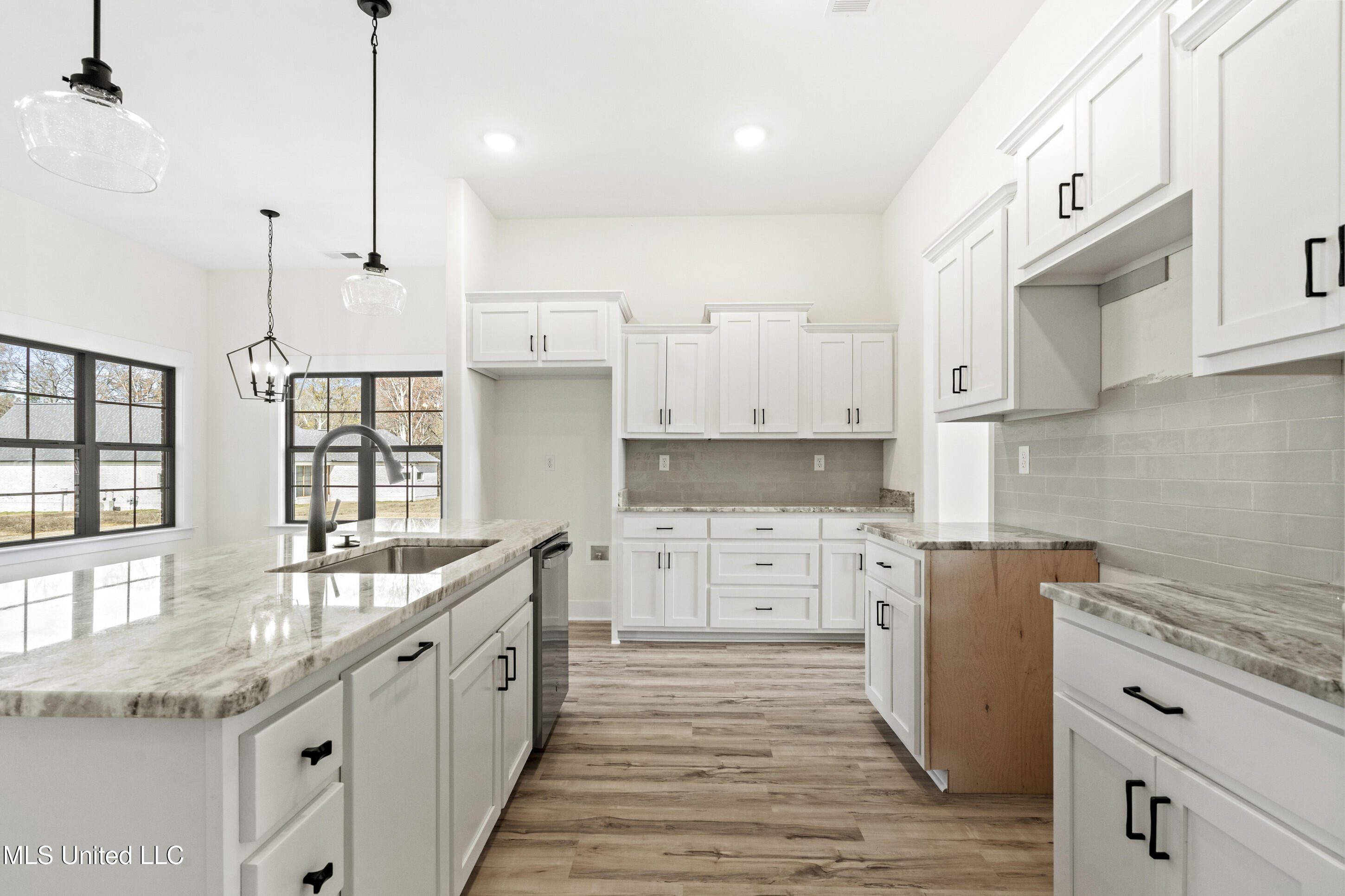 2955 Molly Cove Nesbit, MS 38651 - Photo 2 of 35 7__dsc3594_print