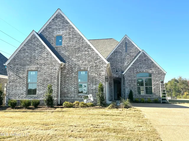 $434,150 | 2955 Molly Cove, Nesbit, MS 38651
