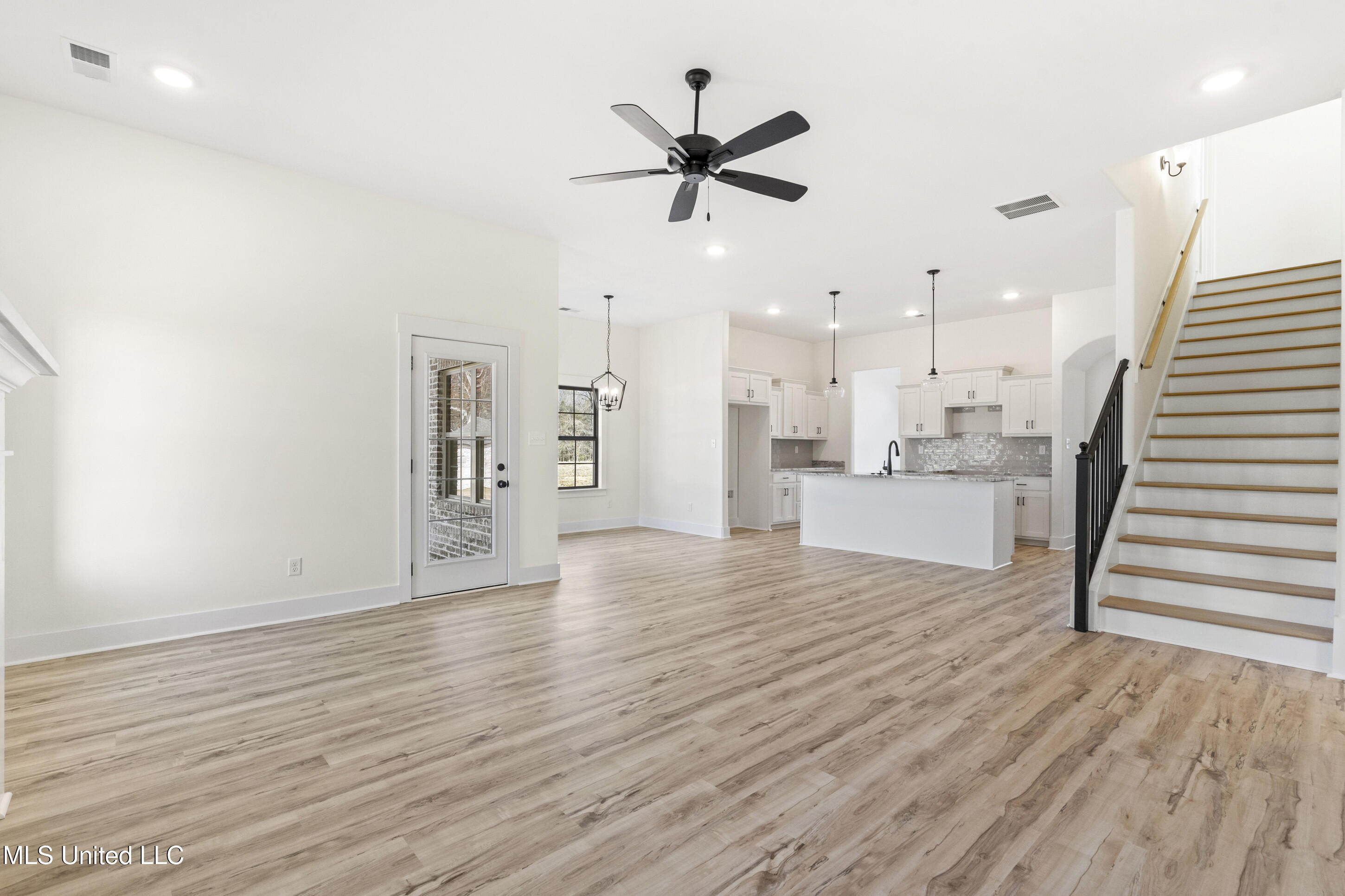 2955 Molly Cove Nesbit, MS 38651 - Photo 10 of 35 10__dsc3549_print