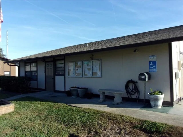 $1,650 | 37724 Alissa Drive, Unit 37724, Zephyrhills, FL 33542