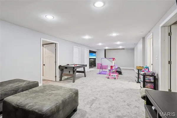 $425,000 | 74 Horseshoe Lane, Litchfield, IL 62056