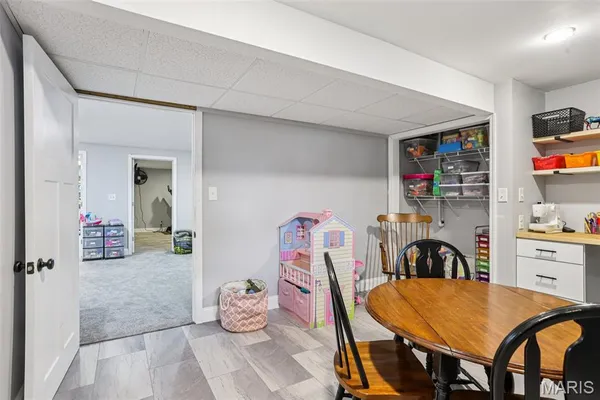 $425,000 | 74 Horseshoe Lane, Litchfield, IL 62056