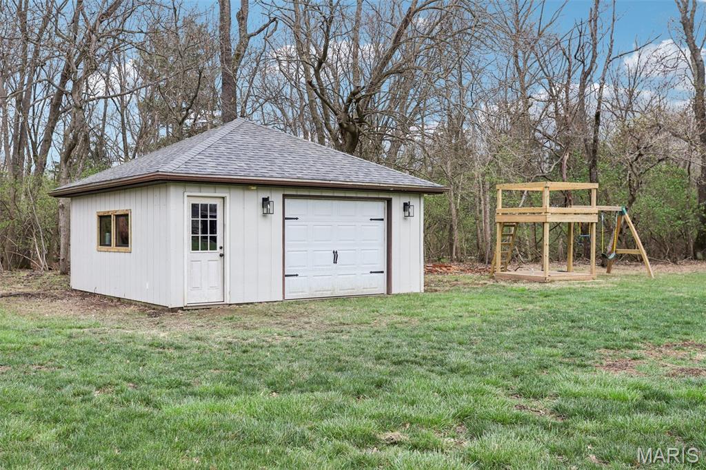 74 Horseshoe Lane Litchfield, IL 62056 - Photo 37 of 47