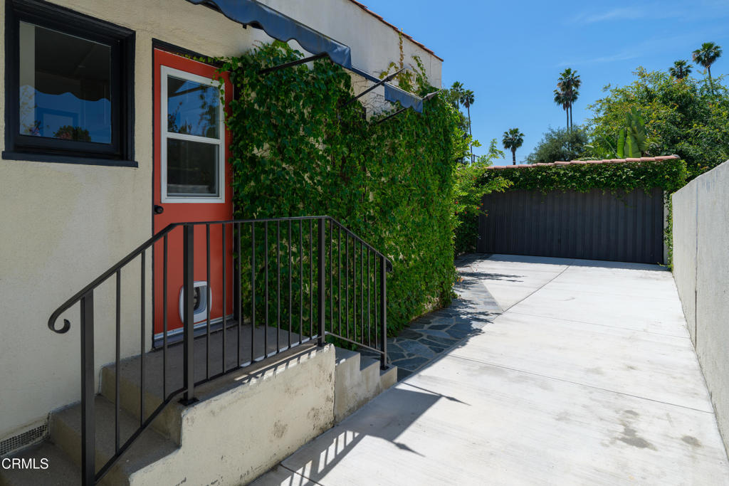 859 Sunset Avenue Pasadena, CA 91103 - Photo 58 of 76 SSR_859Sunset_060_FLEXMLS