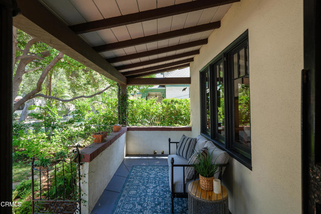 859 Sunset Avenue Pasadena, CA 91103 - Photo 7 of 76 SSR_859Sunset_007_FLEXMLS