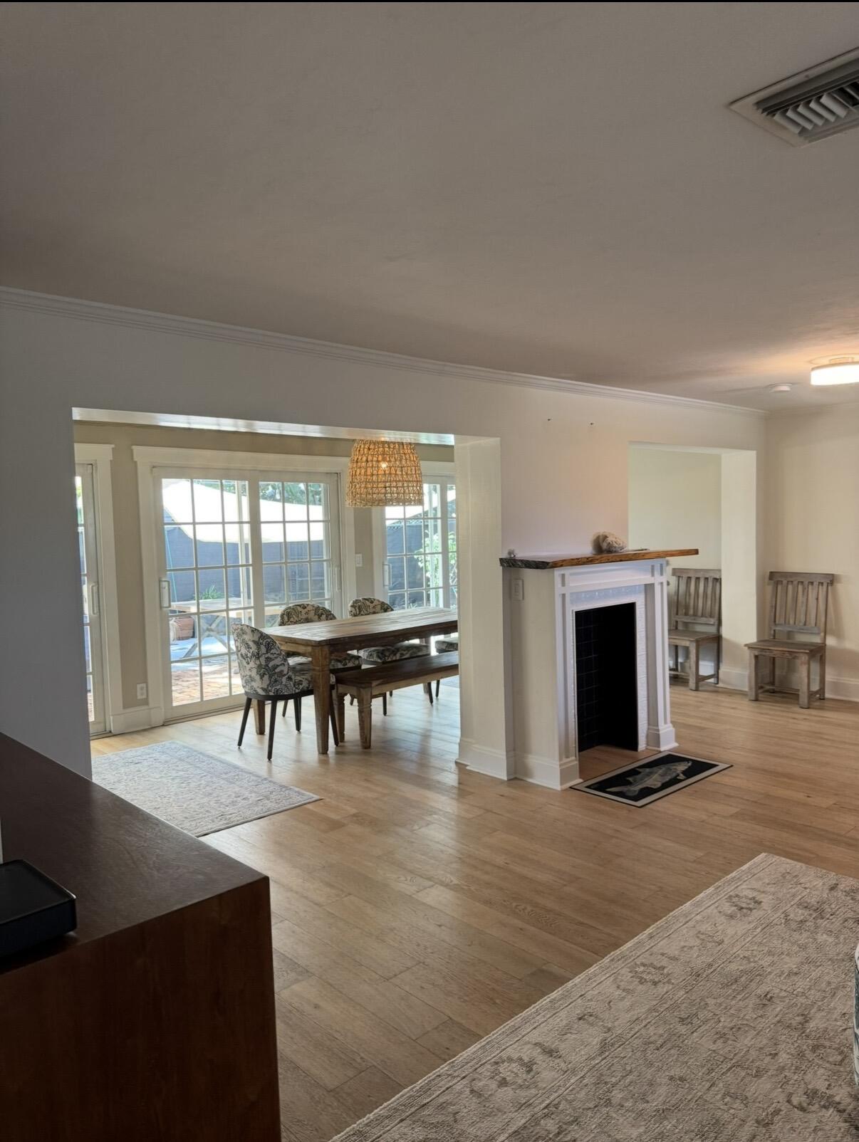 20 Windsor Road East Jupiter, FL 33469 - Photo 4 of 11 French doors