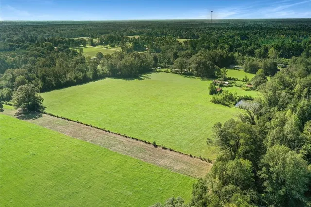 $245,000 | 16307 40th Highway, Loranger, LA 70446