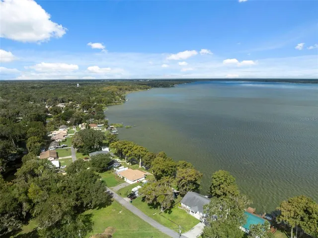 $39,500 | 457 Co Rd Lake, Lake Panasoffkee, FL 33538