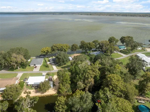 $39,500 | 457 Co Rd Lake, Lake Panasoffkee, FL 33538