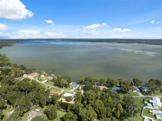 $39,500 | 457 Co Rd Lake, Lake Panasoffkee, FL 33538