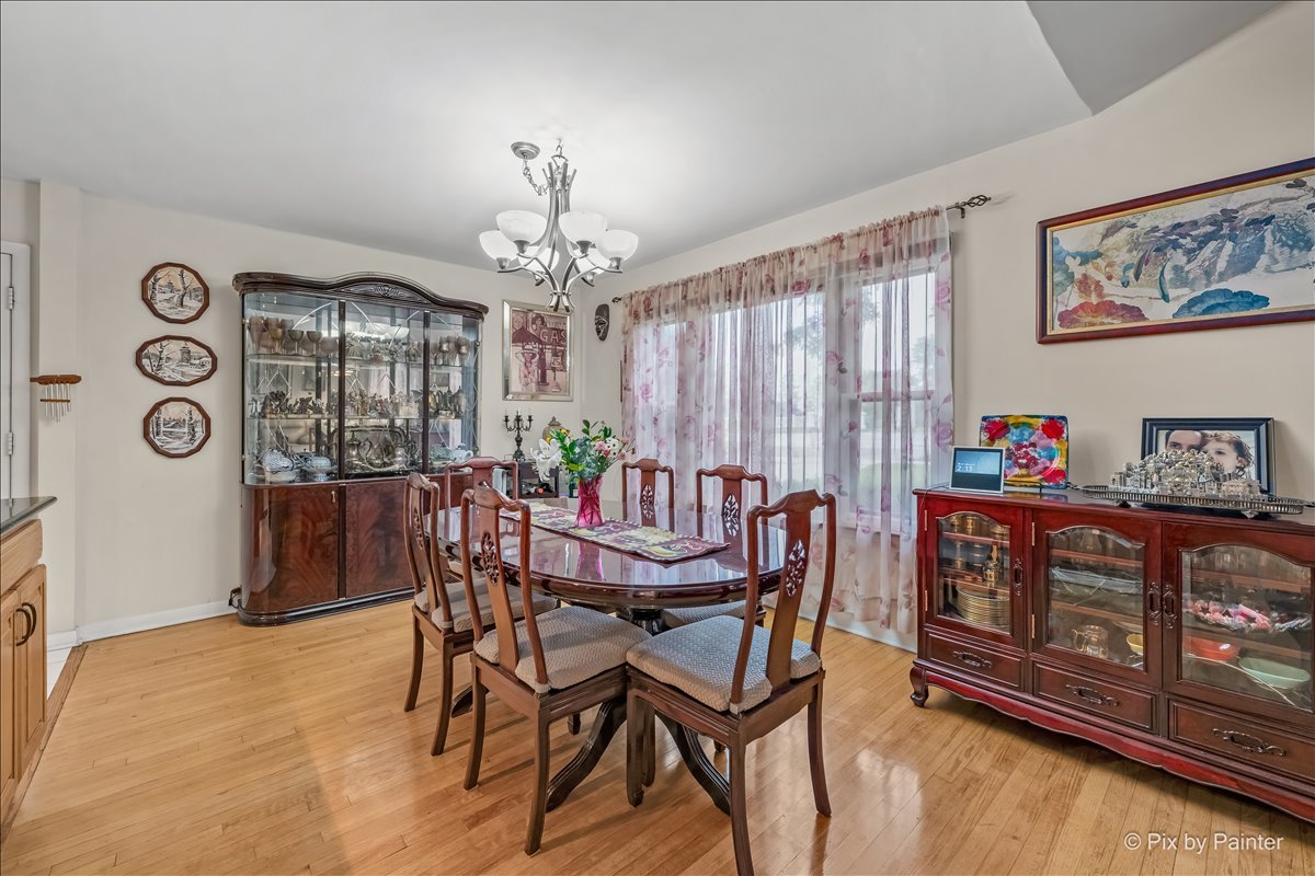 2530 Old Glenview Road Wilmette, IL 60091 - Photo 11 of 35