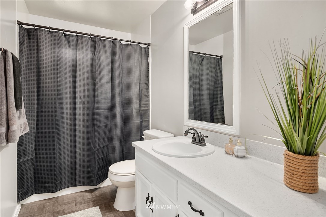 18824 Mountain View Road Northeast Duvall, WA 98019 - Photo 17 of 31 Gallery Image 17