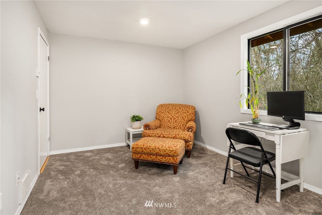 18824 Mountain View Road Northeast Duvall, WA 98019 - Photo 18 of 31 Gallery Image 18