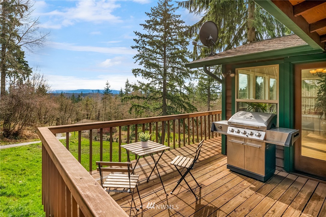 18824 Mountain View Road Northeast Duvall, WA 98019 - Photo 27 of 31 Gallery Image 27