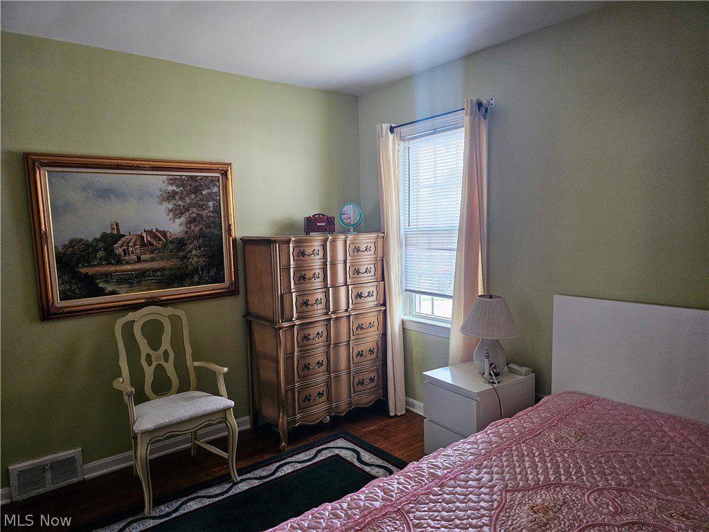 4355 Garwood Road Cleveland, OH 44109 - Photo 16 of 43 First floor bedroom