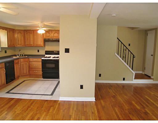 933 Roland Road Pittsburgh, PA 15221 - Photo 5 of 13