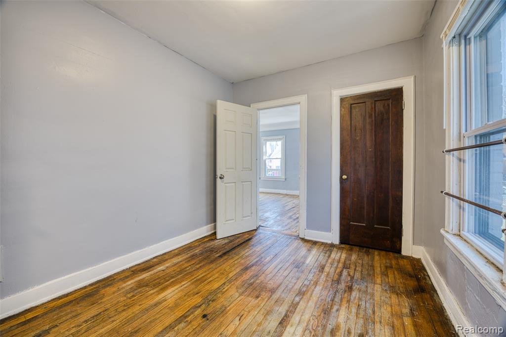 12875 Steel Street Detroit, MI 48227 - Photo 10 of 34