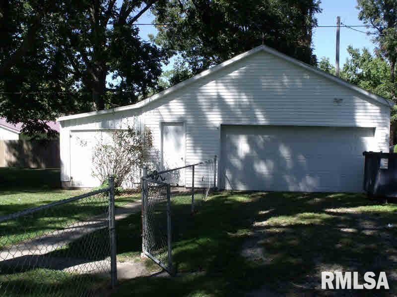 503 East Main Street Ridgway, IL 62979 - Photo 6 of 6