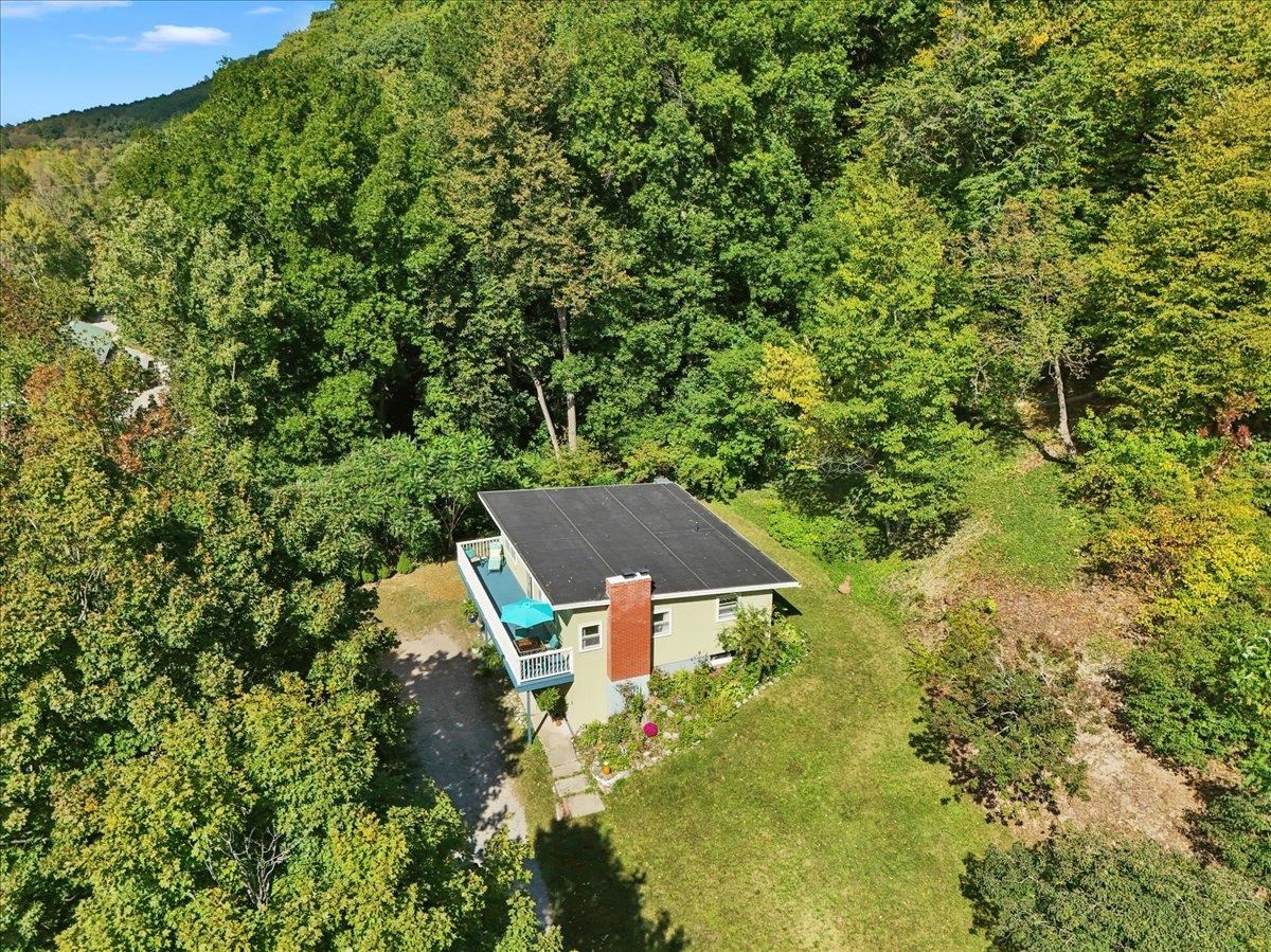 114 Root Road Charlotte, VT 05445 - Photo 5 of 52 Gallery Image 5