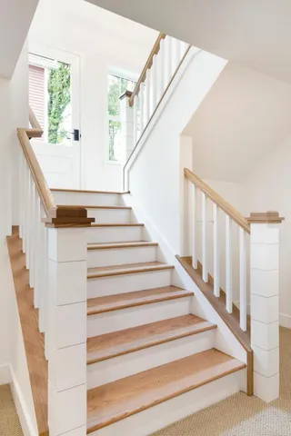 $6,000 | 231 Manitoba Avenue, Unit MAIN LEVEL, Wayzata, MN 55391