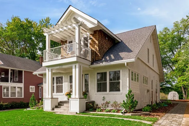 $6,000 | 231 Manitoba Avenue, Unit MAIN LEVEL, Wayzata, MN 55391