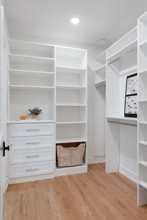 $6,000 | 231 Manitoba Avenue, Unit MAIN LEVEL, Wayzata, MN 55391