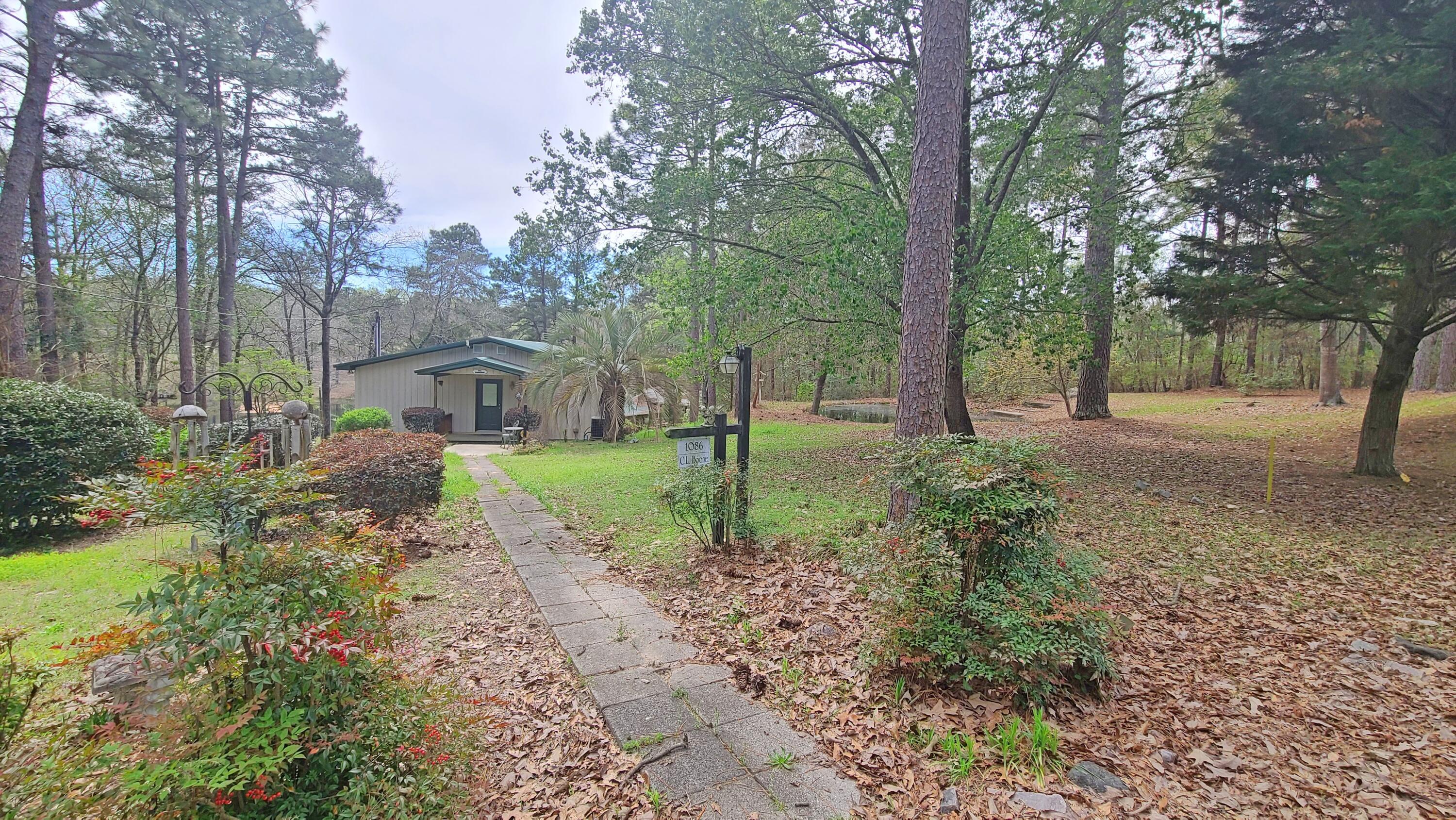 1086 Powell Pond Road Aiken, SC 29801 - Photo 21 of 66 Main House