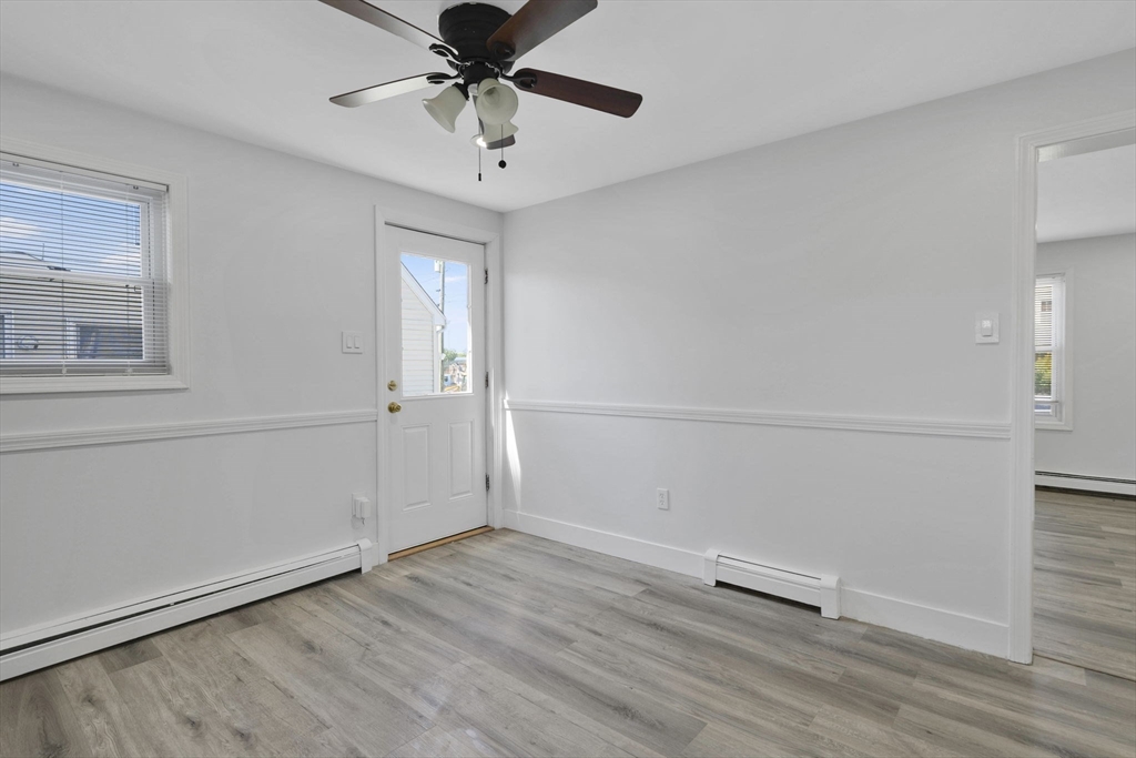 217 Mazarin Street Springfield, MA 01151 - Photo 9 of 33