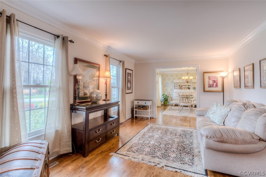 2310 Castlestone Road Midlothian, VA 23113 - Photo 4 of 35 Gallery Image 4