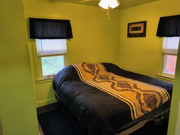 $165,000 | 1120 6th Street, Wyandotte, MI 48192