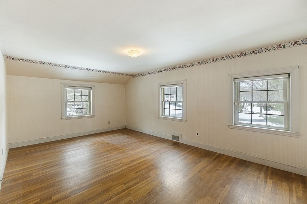 59 Chickering Road Dedham, MA 02026 - Photo 12 of 20 Gallery Image 12